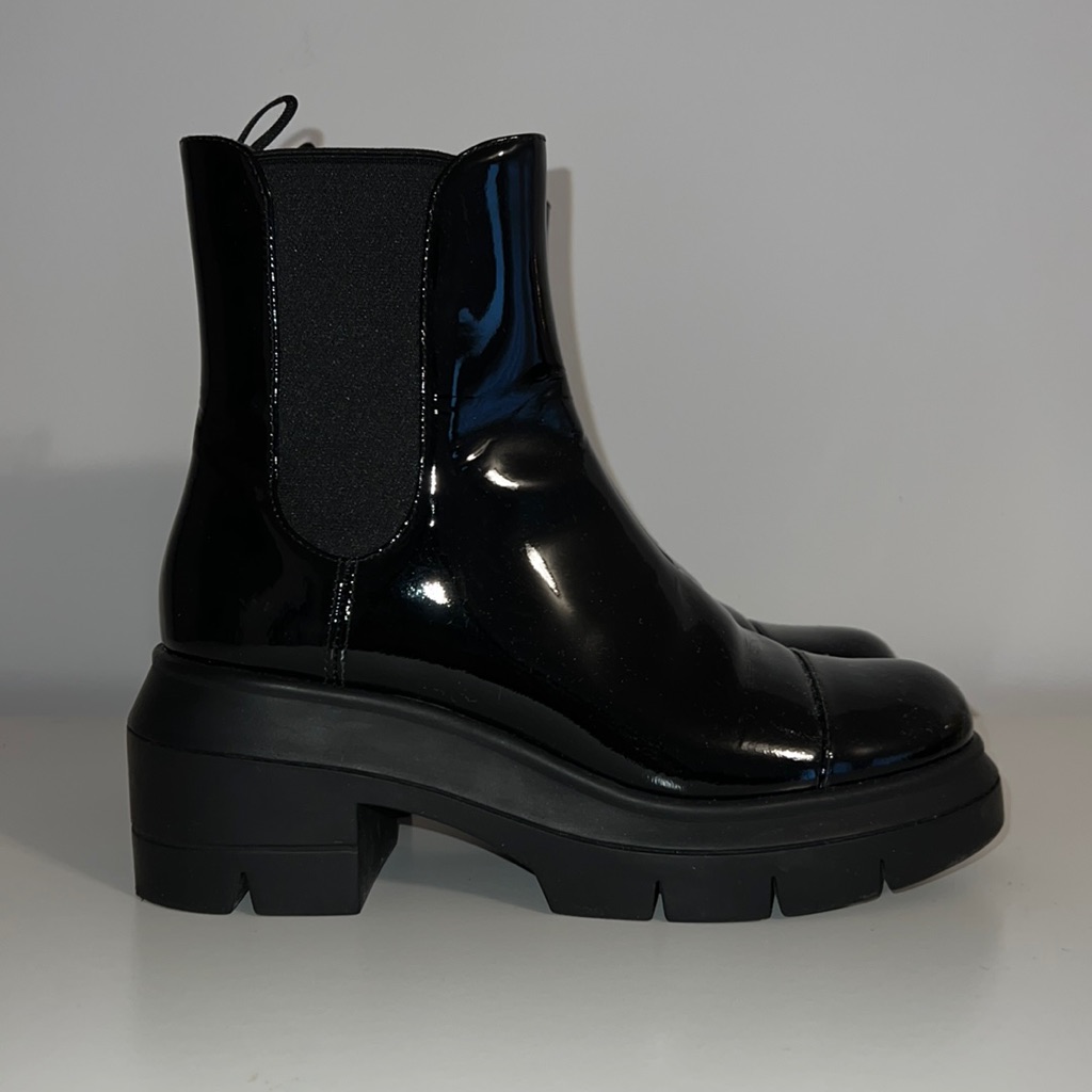 Sw Soho Chelsea Patent Leather Boots.